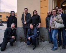 Odsłonięcie figurek dwóch krasnali - Wolontariusza i Uchodźczyni. Wrocław, 24.03.2023