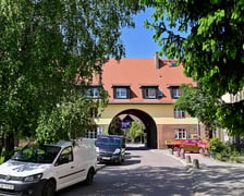 Wjazd do EC Czechnica.