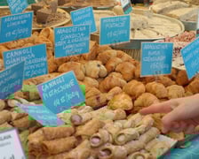<p>Tłumy na Festiwalu Azjatyckim, Festiwalu Smak&oacute;w Świata i Festiwalu Piwa, Wina i Trunk&oacute;w Rzemieślniczych na placu Nowy Targ</p>