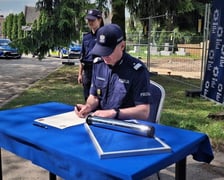 Uroczystość wmurowani aktu erekcyjnego pod budowę posterunku polcji w Domaniowie