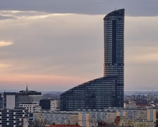 <p>Sky Tower. Panorama Wrocławia - widok z kościoła św. Elżbiety</p>