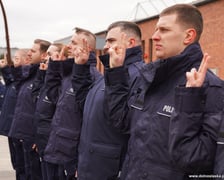 Uroczystość zaprzysiężenia nowych policjantek i nowych policjantów