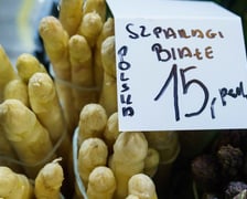 <p>Ceny szparag&oacute;w na stoiskach w Hali Targowej&nbsp;</p>