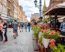Pierwszy dzień Jarmarku Świętojańskiego we Wrocławiu.