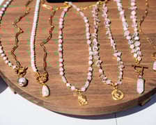 <p>Na Pchlim Targu przy Centrum Historii Zajezdnia można było znaleźć wiele skarb&oacute;w</p>