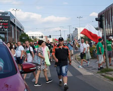 Godzina "W" we Wrocławiu. Ludzie zgromadzeni na pl. Dominikańskim