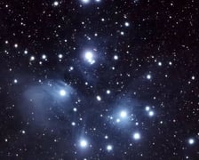 <p>Gromada otwarta gwiazd Plejady M45</p>