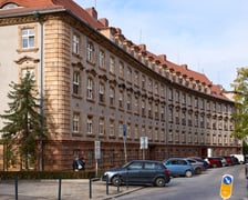 Budynek ZUS przy ul. Pretficza we Wrocławiu