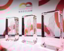 <p>Gala Sprawiedliwości Naprawczej we Wrocławiu. Statuetki krasnali</p>