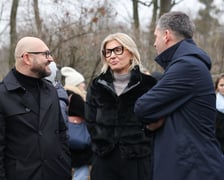 Uroczystość nadania imienia Hanny i Ludwika Hirszfeldów wrocławskiemu tramwajowi z udziałem władz miasta i przedstawicieli instytucji naukowych i MPK