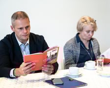 Uczestnicy spotkania Unii Metropolii Polskich we wrocławskiej Barbarze.