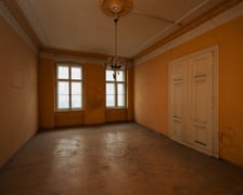 <p>Wnętrza kamienic 1, 1a i 1b na Dworcowej we Wrocławiu</p>