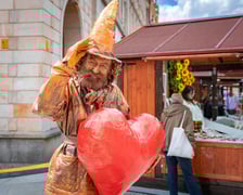 Pierwszy dzień Jarmarku Świętojańskiego na wrocławskim Rynku