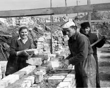 Zdjęcie z wystawy "Niemi świadkowie historii"