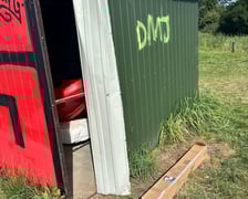 Złodzieje okradli magazyn Wodnej Służby Ratowniczej w Siechnicach