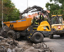 Remont chodników przy Bacciarellego, wrzesień 2025