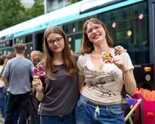 Specjalny autobus przywiózł akcję HejTy Reaguj do Liceum nr 8 im. Bolesława Krzywoustego