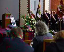 <p>Pogrzeb Bronisława Zatheya na Cmentarzu Grabiszyńskim 12 września</p>