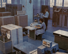 <p>Produkcja komputerów Odra 1305 w zakładach ELWRO. Wrocław, 2 sierpnia 1971.</p>