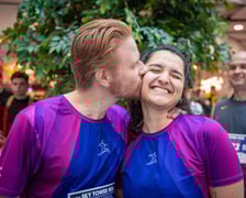 Uczestnicy 10. Sky Tower Run we Wrocławiu