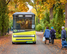 Autonomiczny bus BB-1 od 15 października wozi pasażerów po cmentarzu Osobowickim