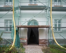 Prądzyńskiego 20a w trackie remontu elewacji, 24 października 2025