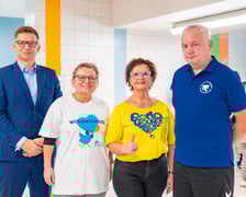 Finał charytatywnej sztafety na basenie SP 84, 28 listopada 2025