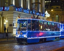 Weekendowy kurs światełkowego tramwaju po Wrocławiu