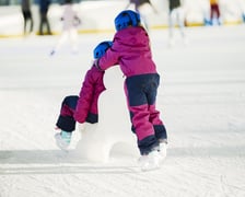<p>W sobotę 27 grudnia wrocławianie ślizgali się na lodowisku przy ul. Jaksonowickiej</p>