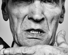 Zdjęcie Bartka Sadowskiego i jednocześnie jeden z plakatów do kupienia w jego galerii