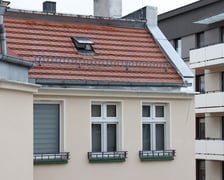 Metamorfoza oficyny kamienicy przy ul. Komuny Paryskiej 84a