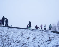 <p>Zimowe aktywności na G&oacute;rce Oporowskiej</p>