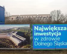 Widok na szpital onkologiczny w budowie, zima 2026