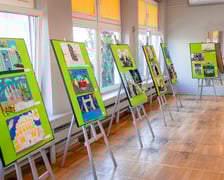 <p>Wystawa &bdquo;Wrocławskie Ekofloresy&rdquo; w Młodzieżowym Domu Kultury Fabryczna przy ul. Zemskiej</p>