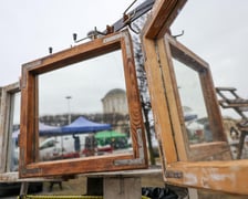 Giełda Staroci pod Iglicą przy Hali Stulecia we Wrocławiu 15 lutego 2026