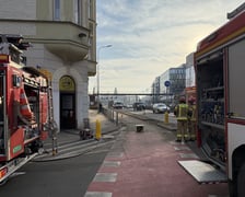 Akcja straży pożarnej przy ul. Legnickiej 17 we Wrocławiu, 20 lutego 2026