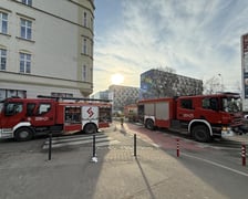 Akcja straży pożarnej przy ul. Legnickiej 17 we Wrocławiu, 20 lutego 2026