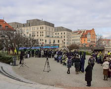 Uroczystość odsłonięcia tablicy z nazwą Skwer Pojednania