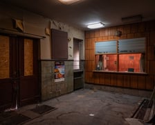 <p>Dawne kino Lw&oacute;w - tak wygląda dziś w środku</p>