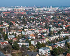 <p>Osiedle Wojszyce we Wrocławiu, widok z drona.</p>