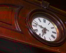 <p>Apteka pod Słońcem sprzedana - zabytkowe meble zostają</p>