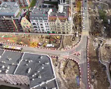 Przebudowa ulicy Dubois (na zdjęciu z 31 marca) to jeden z elementów budowy węzła przesiadkowego Drobnera-Dubois