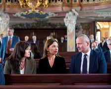 Radosław Sikorski, wicepremier, minister spraw zagranicznych na otwarciu East West Forum w Auli Leopoldina.