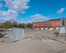 Budowa przy Centrum Historii Zajezdnia