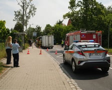 Zderzenie autobusu miejskiego z samochodem dostawczym na ul. Żernickiej, 1 czerwca 2026 r.