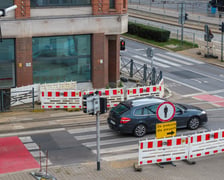 Prace MPWiK na ulicy Ruskiej przy skrzyżowaniu z Kazimierza Wielkiego