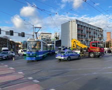 tramwaj wykolejony na pl. Legionów