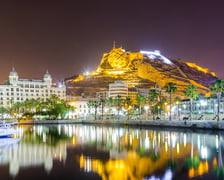 <p><!-- [if gte mso 9]><xml>
 <w:WordDocument>
  <w:View>Normal</w:View>
  <w:Zoom>0</w:Zoom>
  <w:TrackMoves/>
  <w:TrackFormatting/>
  <w:HyphenationZone>21</w:HyphenationZone>
  <w:PunctuationKerning/>
  <w:ValidateAgainstSchemas/>
  <w:SaveIfXMLInvalid>false</w:SaveIfXMLInvalid>
  <w:IgnoreMixedContent>false</w:IgnoreMixedContent>
  <w:AlwaysShowPlaceholderText>false</w:AlwaysShowPlaceholderText>
  <w:DoNotPromoteQF/>
  <w:LidThemeOther>PL</w:LidThemeOther>
  <w:LidThemeAsian>X-NONE</w:LidThemeAsian>
  <w:LidThemeComplexScript>X-NONE</w:LidThemeComplexScript>
  <w:Compatibility>
   <w:BreakWrappedTables/>
   <w:SnapToGridInCell/>
   <w:WrapTextWithPunct/>
   <w:UseAsianBreakRules/>
   <w:DontGrowAutofit/>
   <w:SplitPgBreakAndParaMark/>
   <w:EnableOpenTypeKerning/>
   <w:DontFlipMirrorIndents/>
   <w:OverrideTableStyleHps/>
  </w:Compatibility>
  <w:DoNotOptimizeForBrowser/>
  <m:mathPr>
   <m:mathFont m:val="Cambria Math"/>
   <m:brkBin m:val="before"/>
   <m:brkBinSub m:val="--"/>
   <m:smallFrac m:val="off"/>
   <m:dispDef/>
   <m:lMargin m:val="0"/>
   <m:rMargin m:val="0"/>
   <m:defJc m:val="centerGroup"/>
   <m:wrapIndent m:val="1440"/>
   <m:intLim m:val="subSup"/>
   <m:naryLim m:val="undOvr"/>
  </m:mathPr></w:WordDocument>
</xml><![endif]--><!-- [if gte mso 9]><xml>
 <w:WordDocument>
  <w:View>Normal</w:View>
  <w:Zoom>0</w:Zoom>
  <w:TrackMoves/>
  <w:TrackFormatting/>
  <w:HyphenationZone>21</w:HyphenationZone>
  <w:PunctuationKerning/>
  <w:ValidateAgainstSchemas/>
  <w:SaveIfXMLInvalid>false</w:SaveIfXMLInvalid>
  <w:IgnoreMixedContent>false</w:IgnoreMixedContent>
  <w:AlwaysShowPlaceholderText>false</w:AlwaysShowPlaceholderText>
  <w:DoNotPromoteQF/>
  <w:LidThemeOther>PL</w:LidThemeOther>
  <w:LidThemeAsian>X-NONE</w:LidThemeAsian>
  <w:LidThemeComplexScript>X-NONE</w:LidThemeComplexScript>
  <w:Compatibility>
   <w:BreakWrappedTables/>
   <w:SnapToGridInCell/>
   <w:WrapTextWithPunct/>
   <w:UseAsianBreakRules/>
   <w:DontGrowAutofit/>
   <w:SplitPgBreakAndParaMark/>
   <w:EnableOpenTypeKerning/>
   <w:DontFlipMirrorIndents/>
   <w:OverrideTableStyleHps/>
  </w:Compatibility>
  <w:DoNotOptimizeForBrowser/>
  <m:mathPr>
   <m:mathFont m:val="Cambria Math"/>
   <m:brkBin m:val="before"/>
   <m:brkBinSub m:val="--"/>
   <m:smallFrac m:val="off"/>
   <m:dispDef/>
   <m:lMargin m:val="0"/>
   <m:rMargin m:val="0"/>
   <m:defJc m:val="centerGroup"/>
   <m:wrapIndent m:val="1440"/>
   <m:intLim m:val="subSup"/>
   <m:naryLim m:val="undOvr"/>
  </m:mathPr></w:WordDocument>
</xml><![endif]--><!-- [if gte mso 9]><xml>
 <w:WordDocument>
  <w:View>Normal</w:View>
  <w:Zoom>0</w:Zoom>
  <w:TrackMoves/>
  <w:TrackFormatting/>
  <w:HyphenationZone>21</w:HyphenationZone>
  <w:PunctuationKerning/>
  <w:ValidateAgainstSchemas/>
  <w:SaveIfXMLInvalid>false</w:SaveIfXMLInvalid>
  <w:IgnoreMixedContent>false</w:IgnoreMixedContent>
  <w:AlwaysShowPlaceholderText>false</w:AlwaysShowPlaceholderText>
  <w:DoNotPromoteQF/>
  <w:LidThemeOther>PL</w:LidThemeOther>
  <w:LidThemeAsian>X-NONE</w:LidThemeAsian>
  <w:LidThemeComplexScript>X-NONE</w:LidThemeComplexScript>
  <w:Compatibility>
   <w:BreakWrappedTables/>
   <w:SnapToGridInCell/>
   <w:WrapTextWithPunct/>
   <w:UseAsianBreakRules/>
   <w:DontGrowAutofit/>
   <w:SplitPgBreakAndParaMark/>
   <w:EnableOpenTypeKerning/>
   <w:DontFlipMirrorIndents/>
   <w:OverrideTableStyleHps/>
  </w:Compatibility>
  <w:DoNotOptimizeForBrowser/>
  <m:mathPr>
   <m:mathFont m:val="Cambria Math"/>
   <m:brkBin m:val="before"/>
   <m:brkBinSub m:val="--"/>
   <m:smallFrac m:val="off"/>
   <m:dispDef/>
   <m:lMargin m:val="0"/>
   <m:rMargin m:val="0"/>
   <m:defJc m:val="centerGroup"/>
   <m:wrapIndent m:val="1440"/>
   <m:intLim m:val="subSup"/>
   <m:naryLim m:val="undOvr"/>
  </m:mathPr></w:WordDocument>
</xml><![endif]-->Słoneczna Hiszpania i nieco bardziej surowa w klimacie, ale za to bardzo intrygująca Portugalia. Wybierając się w zimie na beach break z Wrocławia, warto zdecydować się pomiędzy wypoczynkiem na Costa del Sol &ndash; lecąc do Malagi w terminie 8-15 lutego i płacąc za bilety 800 zł, na Costa Blanca do Alicante &ndash; za 565 zł (w terminie 26 lutego-2 marca) lub na Costa Brava &ndash; lądując na lotnisku Barcelona El Prat. </p>