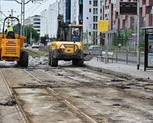Remont torowiska na ul. Legnickiej potrwa do końca wakacji.