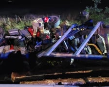 Wypadek na S8 z udziałem dwóch ciężarówek